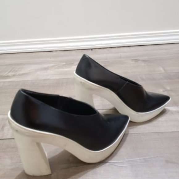 Decollete Black on White Rubber - Picture 6 of 7